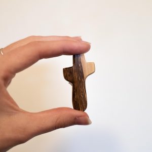 Small Holding Cross